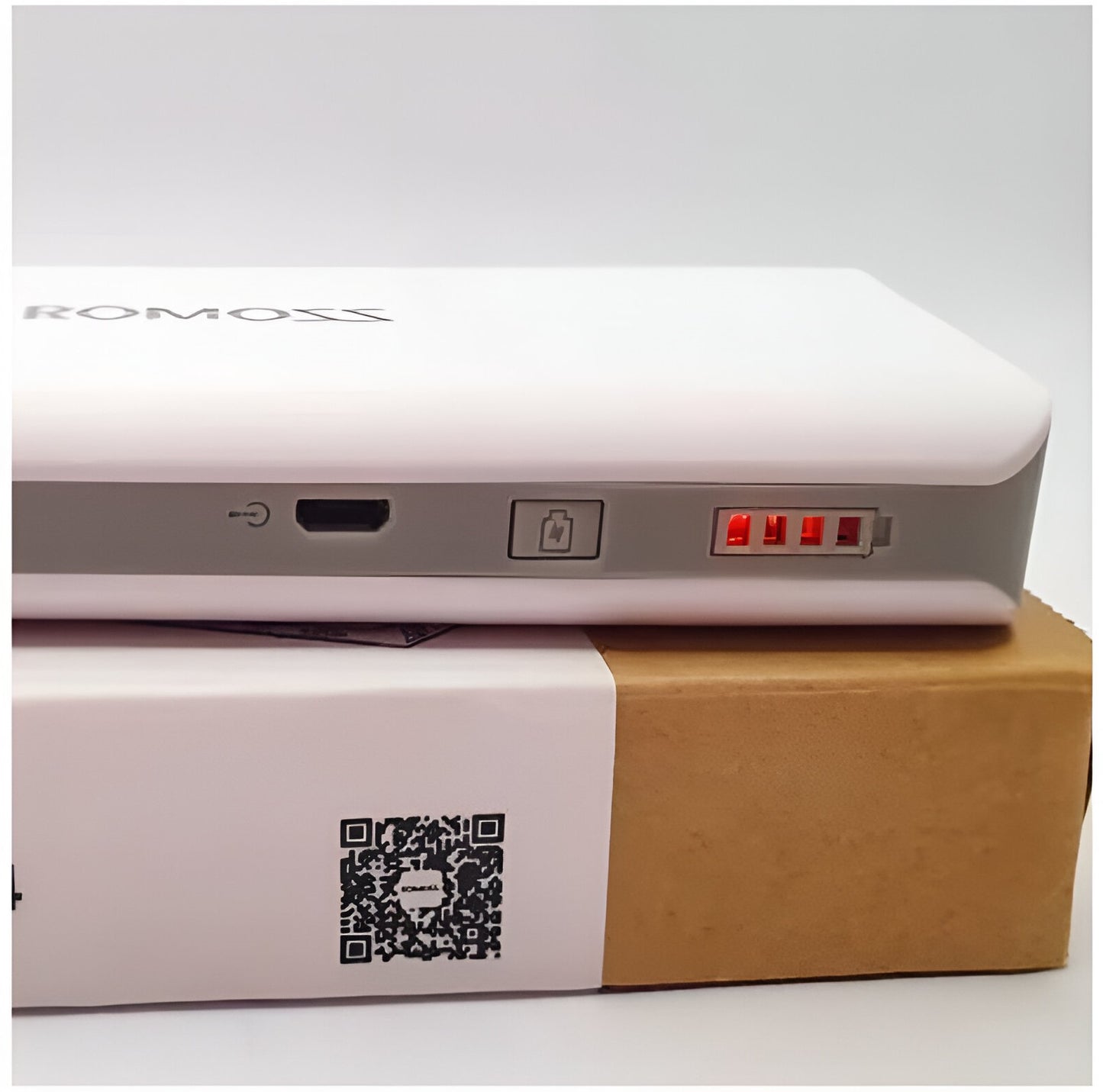 Romoss Sense4 PowerBank with 10400mAh (Box Packing)